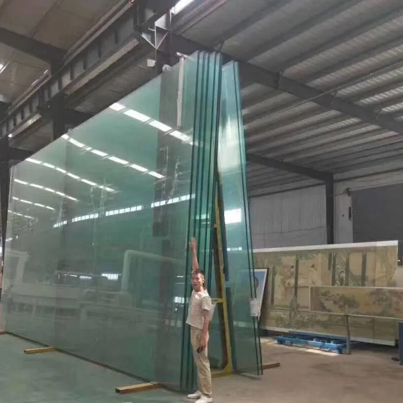 Machine en verre trempé avec traitement entièrement automatique du verre trempé