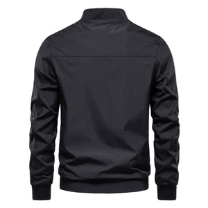 Chaqueta Bomber Táctica para Hombre 2025 - Chaqueta Práctica Minimalista Urbana con Logotipo Personalizable, Apta para la Cultura de Ocio Y2K - Product Image 5