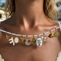 Collier magnétique rétro de luxe en acier inoxydable avec pendentifs cœur et papillon, design goutte d'huile, incrustation de coquillage blanc, multiples breloques