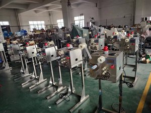 Marca NanYun, desoxidante automático, agente antiendurecimiento, Gel de sílice, desecante, bolsita, dispensador de bolsas, máquina alimentadora de inserción - Product Image 4