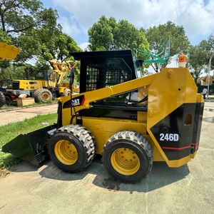 جودة عالية مستعملة اليابانية كارتر الطريق CAT246D التزلج للبناء تحميل التفريغ ميزات مضخة القط - Product Image 1