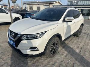 Acceptons les commandes personnalisées – Nissan Qashqai 2.0L CVT XV Prem Luxury Edition 2022, véhicule d'occasion, 50 000 km, extérieur blanc, conduite à gauche, Euro VI - Product Image 2