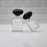 Flacon en verre de haute qualité 50ml/100ml pour parfum et sérum de soin, avec boîte cadeau personnalisable, couvercle et diffuseur, vente en gros, livraison immédiate