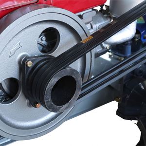 Matériel agricole polyvalent : Semoir à maïs et blé, Charrue, Châssis 151, Tracteur combiné à double lame, Boîte de vitesses 2RM, Pompe - Product Image 6