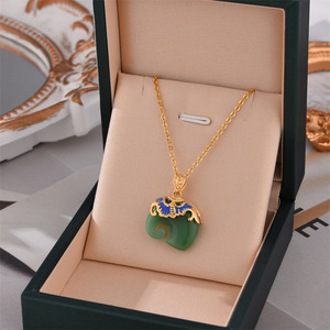 Collar con Colgante de Elefante de Jade Verde y Blanco de la Suerte Estilo Chino para Mujer, Cadena de Acero Inoxidable, Accesorios, Regalos - Product Image 2