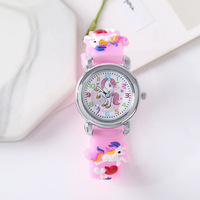Nouvelle montre pour enfants en stock, motif poney arc-en-ciel, bracelet 16 mm, aiguilles luminescentes, mouvement à quartz, vente en gros