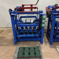 Meilleur rapport qualité-prix en Afrique Fonctionnement durable et simple avec un support local disponible. Machine à briques semi-automatique