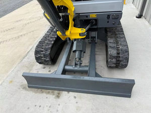 Mini-excavatrice hydraulique professionnelle WACKER modèle EZ26, 21 chevaux, puissance élevée, siège confortable, stock disponible - Product Image 4