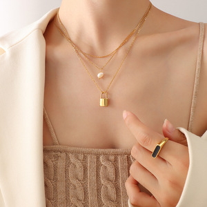 Chuỗi Mắt Xích Ngọc Trai Phong Cách Baroque <span class=keywords><strong>3</strong></span> Lớp Mạ Vàng Thép Không Gỉ INS Mặt Dây Chuyền Có Khóa Khâu - Product Image 1