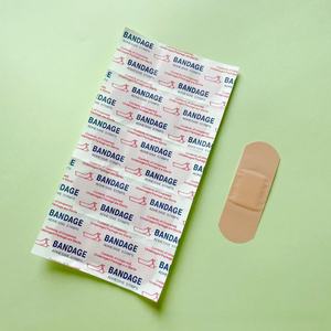 Cairan fleksibel pelindung kulit semprot Band-Aid Shield UNTUK perawatan luka - Product Image 3