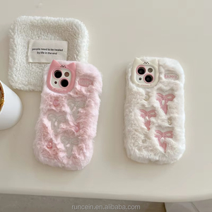 Funda de teléfono caliente invierno felpa perla arco para <span class=keywords><strong>Phone13</strong></span> 14 15 16 Pro Max funda a prueba de golpes lindo regalo de niña Original elegante - Product Image 1