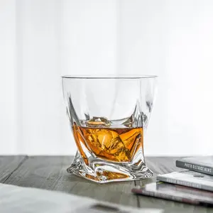 Stocké 10 oz Haute Qualité Torsion Whisky Roche Gobelet Brandy Verre