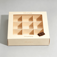 Boîte cadeau en chocolat personnalisée avec couvercle transparent, emballage de luxe pour bonbons et truffes avec séparateurs et impression de logo