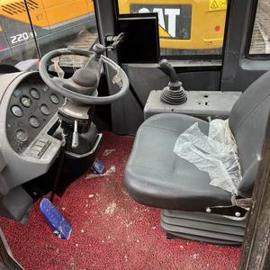 Chargeuse sur pneus d'occasion Caterpillar 950H, CAT 950H, 966H, bon état de fonctionnement, faible nombre d'heures, en stock. - Product Image 5