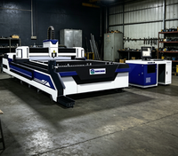 Machine de découpe laser CNC haute précision pour la fabrication de tubes métalliques avec chargement automatique et coupes rapides et propres