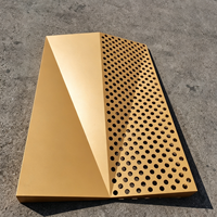 Système de façade creuse en panneaux d'aluminium perforés, revêtement poudré, ignifuge, pour bâtiments commerciaux et villas