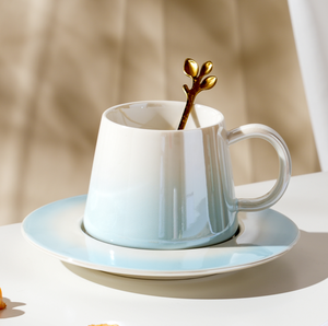 Tasse à café en céramique de luxe européenne 220 ml, mug à cappuccino en céramique, ensemble de tasses personnalisables avec cuillère dorée - Product Image 4