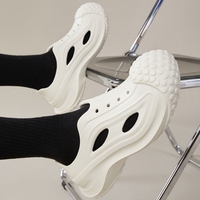 Sabots en EVA personnalisables (LOGO/couleur) – Tendance, style simple, ajourés, pour couple, hommes et femmes, chaussures à trous à semelle épaisse