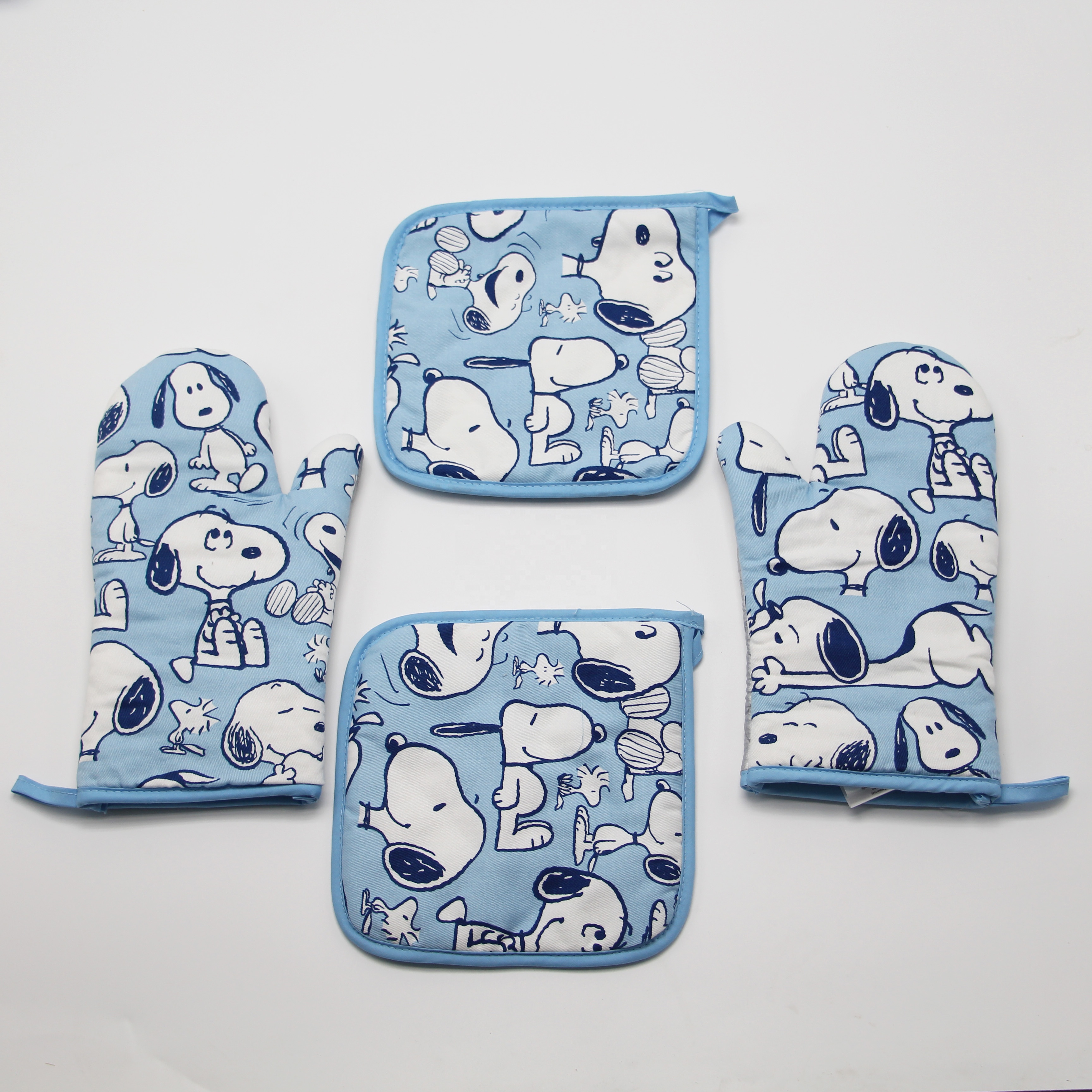 Наборы термостойких кухонных прихваток и держателей для кастрюль с принтом для микроволновой печи