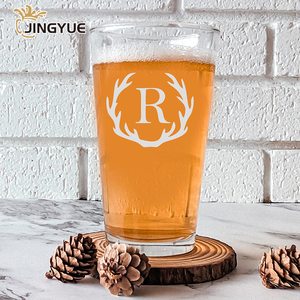 Vente en gros d'articles de bar en <span class=keywords><strong>verre</strong></span> <span class=keywords><strong>à</strong></span> <span class=keywords><strong>bière</strong></span> gravé avec logo <span class=keywords><strong>personnalisé</strong></span> pour <span class=keywords><strong>anniversaire</strong></span> et fête de mariage - Product Image 4