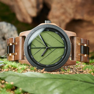 Orologio TimelessTreeLeaf in Legno di Noce ed Ebano con Cinturino in Legno, Quadrante con Vere Foglie, Movimento al Quarzo di Importazione, per Dropshipping a Basso Moq - Product Image 4