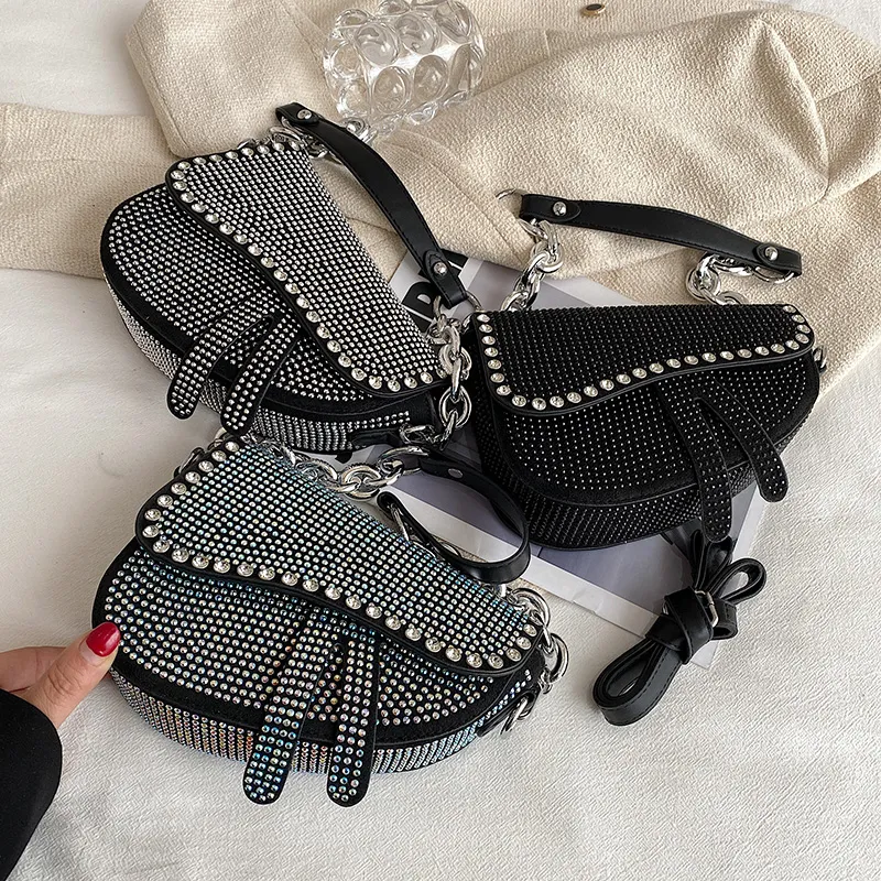 Nuova borsa di moda 2022 giovani donne moda rivetti borse ragazze design catena borsa borse da donna