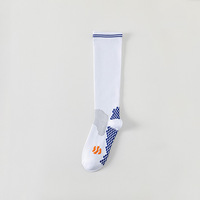 Chaussettes de sport antidérapantes à compression, personnalisables avec logo, haute qualité, faible MOQ, pour athlétisme, fitness et Pilates