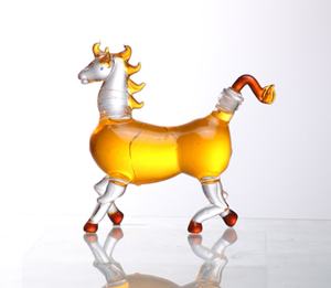 Bouteille à <span class=keywords><strong>vin</strong></span> en verre borosilicate de forme de <span class=keywords><strong>coq</strong></span> du zodiaque chinois, écologique, soufflée à la main, transparente, de petite taille, pour le bourbon - Product Image 6