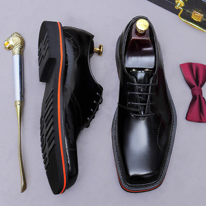 Zapatos Oxford de cuero para hombre, estilo clásico de lujo y a la moda. Ropa brillante para hombre con grabado láser retro, multiusos, a la moda y transpirable - Product Image 3