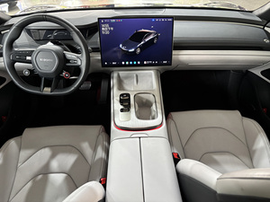 Xiaomi SU7 2024 Sedán Estándar Como Nuevo 14100km Opciones <span class=keywords><strong>de</strong></span> Lujo Mejor Precio Auto Usado - Product Image 4