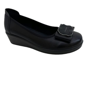 2024 vente en gros personnalisé printemps et été confortable semelle souple chaussures de sport antidérapantes chaussures peu profondes pour femmes chaussures de bateau - Product Image 1