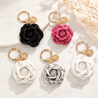 Porte-clés en tissu Camélia Rose japonais Kawaii, étanche, forme 3D, fausse perle, design mignon de rose, bijoux fantaisie pour femmes