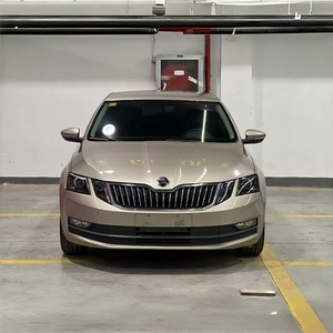 Auto Usata <span class=keywords><strong>Skoda</strong></span> Octavia 2022, <span class=keywords><strong>Berlina</strong></span> 1.5L Guida a Sinistra, Vendita all'Ingrosso e al Dettaglio - Product Image 2