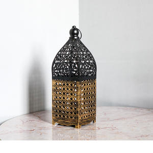 Lanterne décorative atmosphérique en <span class=keywords><strong>fer</strong></span> <span class=keywords><strong>forgé</strong></span> marocain, style vintage ajouré, faite à la main, prête à l'emploi et étiquetée pour l'expédition - Product Image 6