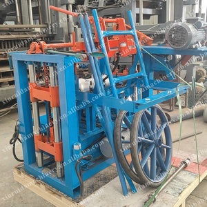 Mükemmel Performanslı Beton Tuğla Yapma Makinesi Kilitli Parke Taşı Yapma Makinesi Yarı Otomatik Delikli Tuğla Yapma Makinesi - Product Image 5