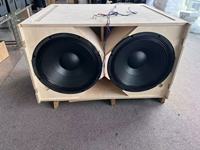 Subwoofer professionnel pour DJ SUB 3210S (321 pouces) et SUB 3180S (318 pouces) avec caissons ouverts en bois et en MDF