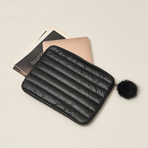 Kawail Sacoche pour ordinateur portable avec motif de nuage rayé Étui de transport pique-nique élégant - Product Image 3