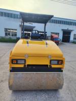 Rouleau compresseur routier à double tambour LTC204P de 4 tonnes, moteur 26,5 kW, transport et stockage faciles, rouleau à pneus simple tambour en tandem