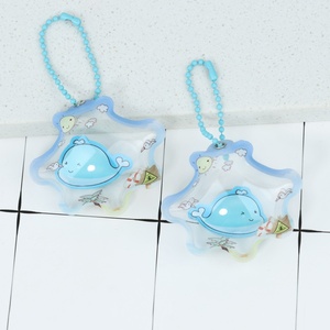 Personnalisé Acrylique Charmes Pendentif PVC Gonflable Puffed Air Natation Anneau <span class=keywords><strong>Piscine</strong></span> Gonflable Anime Shaker Sequin Bonbons Sac Porte-clés - Product Image 4