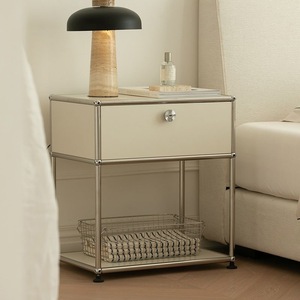 Mesa de <span class=keywords><strong>Noche</strong></span> Moderna de Madera Maciza Multicapa con Almacenamiento para Dormitorio y Gimnasio - Product Image 1