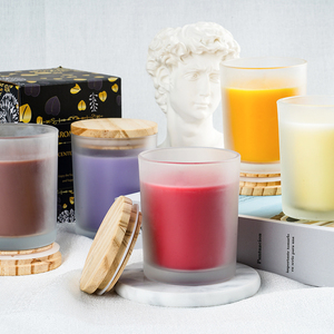 Vente en gros <span class=keywords><strong>de</strong></span> bougies parfumées personnalisées OEM, coffret cadeau, marque privée, bougies <span class=keywords><strong>de</strong></span> luxe en cire <span class=keywords><strong>de</strong></span> soja, pots en verre aromatiques, bougies Doftljus - Product Image 3
