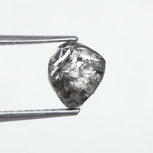 เพชรดิบธรรมชาติทรงเกลือและพริกไทย น้ำหนัก 1.12 กะรัต ขนาด 6.98 x 6.10 x 3.18 มม. สำหรับเครื่องประดับเพชรงานแต่งงาน - Product Image 6