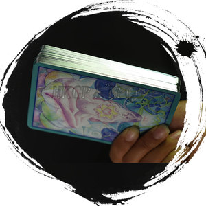 Cartes <span class=keywords><strong>Oracle</strong></span> Personnalisées pour Guide de <span class=keywords><strong>Lenormand</strong></span> - Écologiques, 350 g/m², Finition Holographique Dorée Durable, Boîte d'Emballage Recyclable avec Logo - Product Image 3