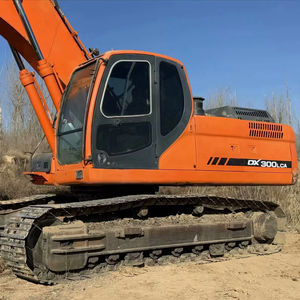 Excavatrice sur chenilles coréenne DX300 LCA Doosan 30 tonnes d'occasion à vendre - Product Image 1