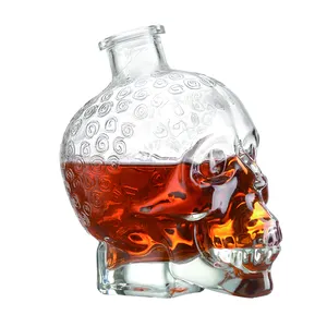 Özelleştirilmiş kafatası su şişesi cam kafatası şarap şişesi 500ml 750ml viski votka cam şişe