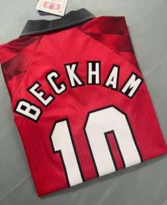 Großhandel Thailand Manchester 9697 United Retro Blanko Langarm-Trikot Kurzarm-Fußballtrikot DIY Fußballbekleidung Retro-Trikots - Product Image 1