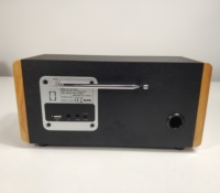 2022 Elegantes Design Mode Holz Digital DAB Uhr Radio USB FM AUX in & Headset aus