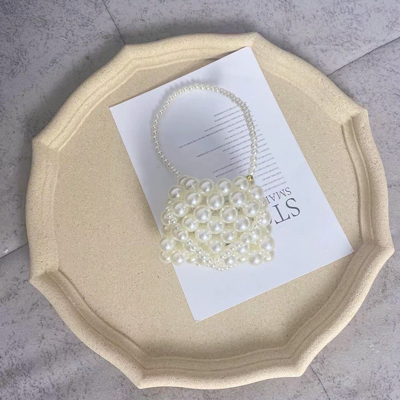 Small pearl handbag-finished product