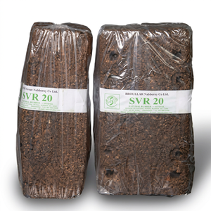 Bloc de caoutchouc noir SVR10, caoutchouc naturel, service de découpe et de traitement, norme TCVN 3769:2016, 35 kg/tableau - Product Image 1