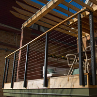 Système de balustrade en fil métallique robuste pour appartement en immeuble de grande hauteur avec conception de tensionneur dissimulé pour un look esthétique élégant